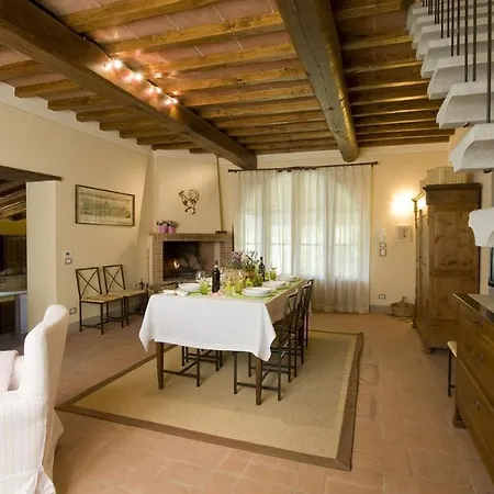 Villa Fienile I Boschi 4+2 *
